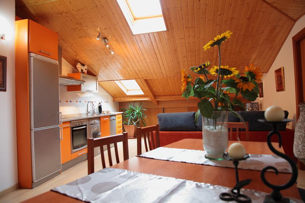 Vivienda Turistica Los Mesones Ágreda Chambre photo